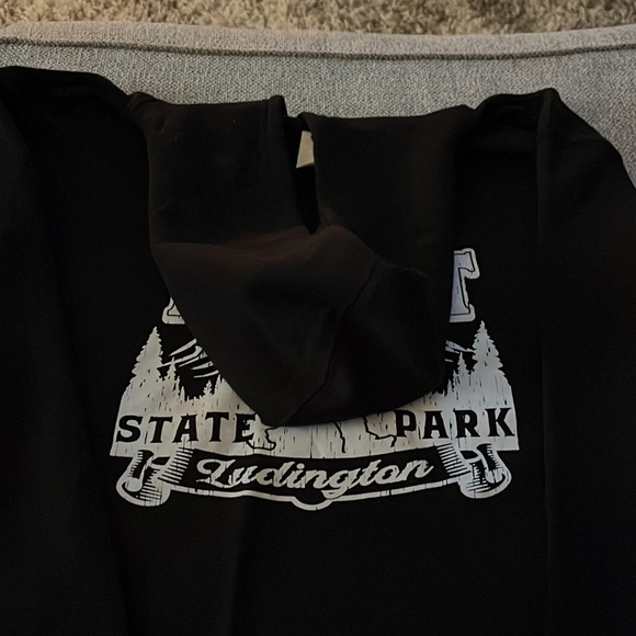 Black Youth XL Ludington, MI Hooded Sweatshirt - Picture 7 of 8